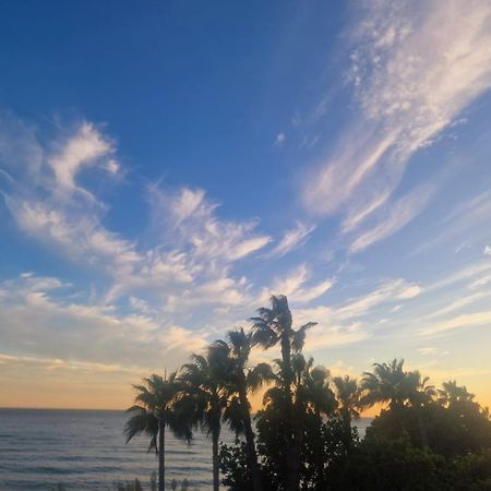 Exclusive Beachfront Penthouse Almayate Alto Eksteriør billede